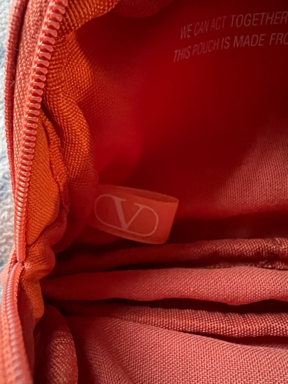 VALENTINO Small Pouch - Picture 4 of 5